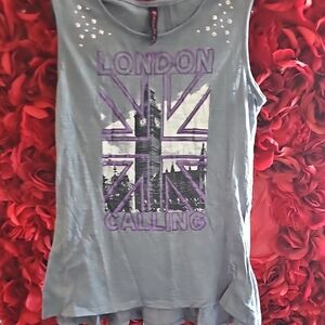 Hybrid Girls Gray Sleeveless Top with Purple London Graphic Size XLarge